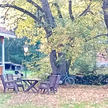 Bobackan Pihatorppa Hauholla *