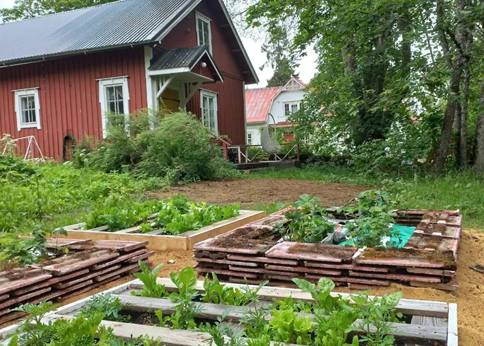 Bobackan Pihatorppa Hauholla * Alvettula