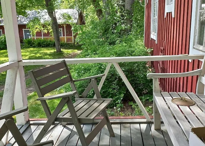 Bobackan Pihatorppa Hauholla *